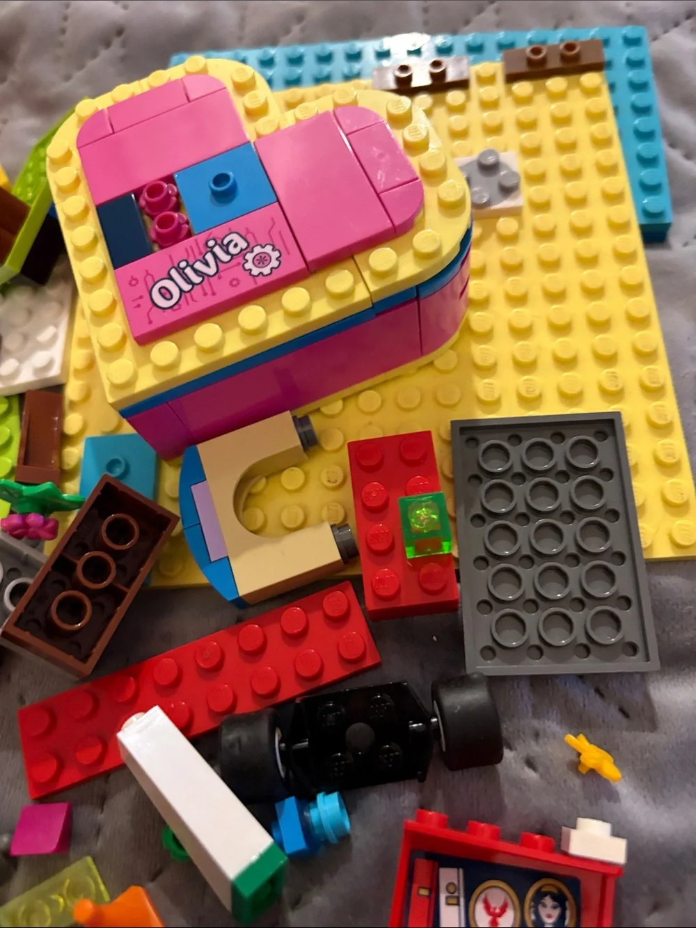 Miscellaneous Random Lego Bricks Olivia Minecraft Minifig Lego Ice Cream